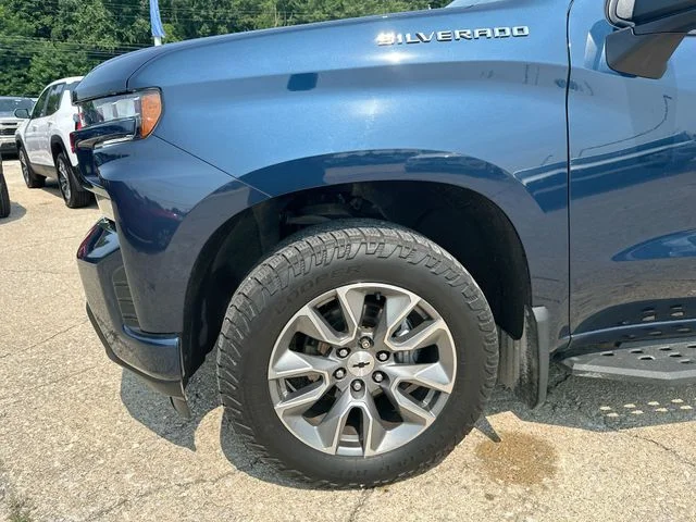 Used 2021 Blue Chevrolet RST image 36