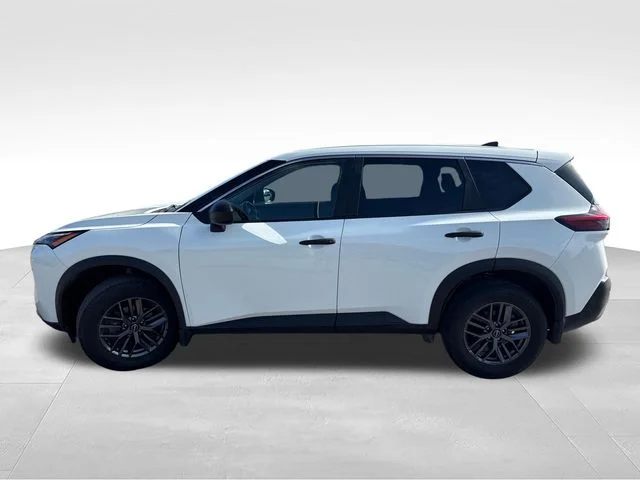 Certified Used 2023 White Nissan S image 5