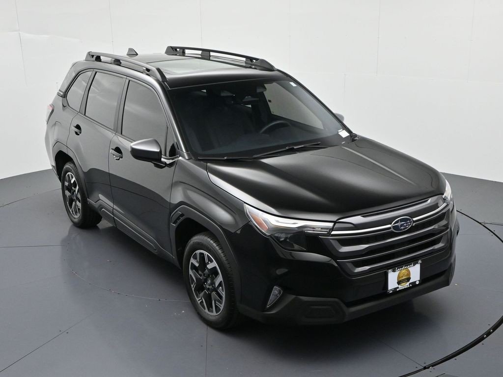 Used 2025 Crystal Black Silica Subaru Premium image 13