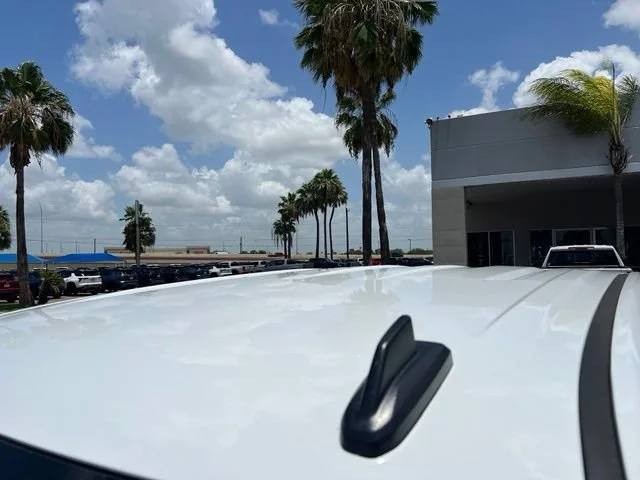 Used 2024 Summit White GMC Elevation image 7