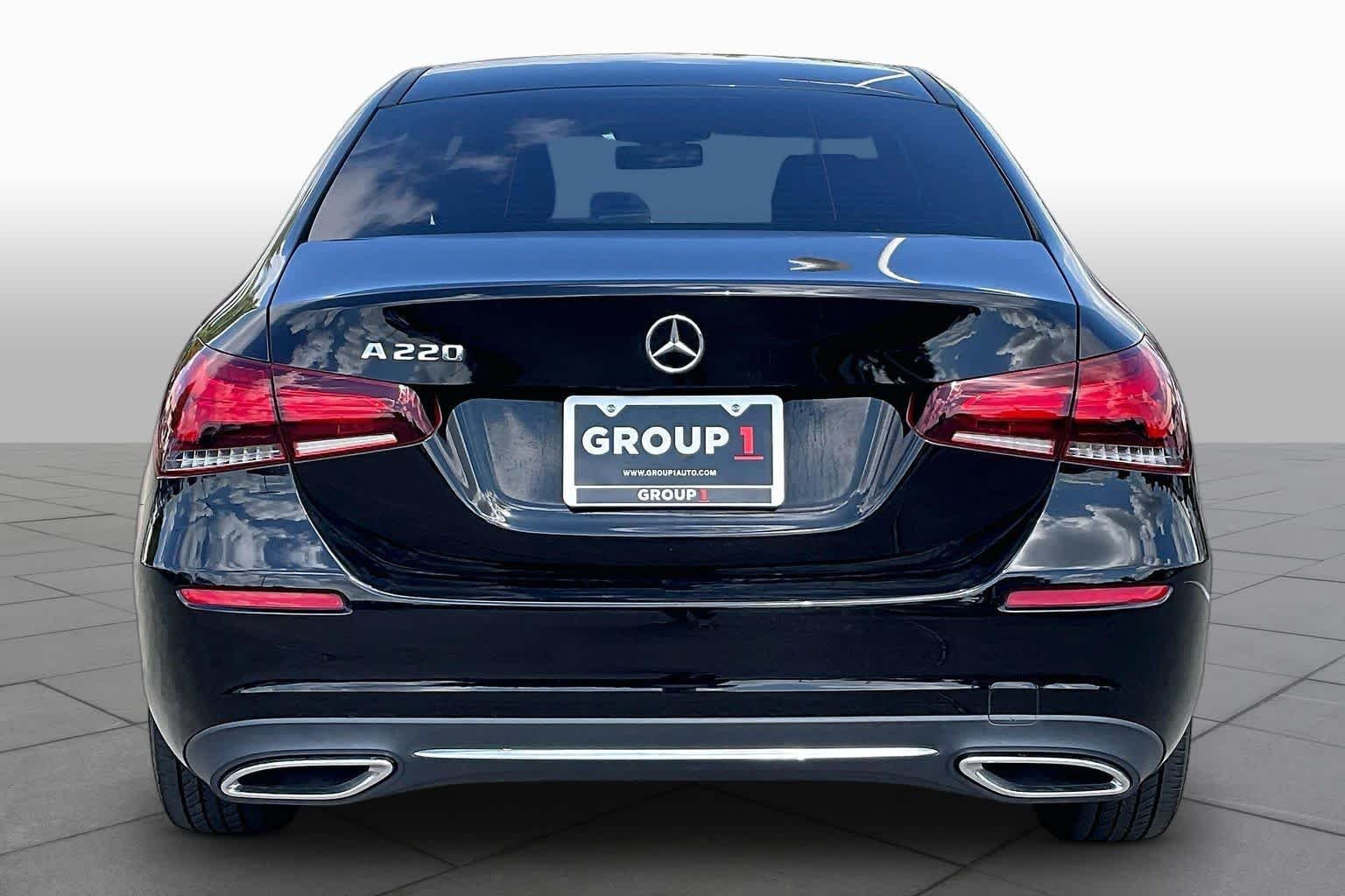 Used 2022 Night Black Mercedes-Benz A 220 image 5