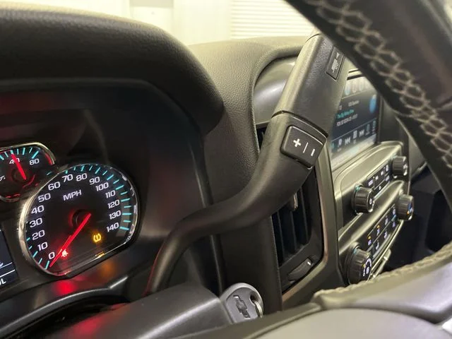 Used 2019 Graphite Metallic Chevrolet LT image 19