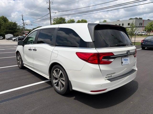 Used 2022 Platinum White Pearl Honda Touring image 4