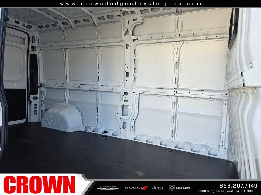 New 2026 Bright White Clearcoat RAM High Roof image 17