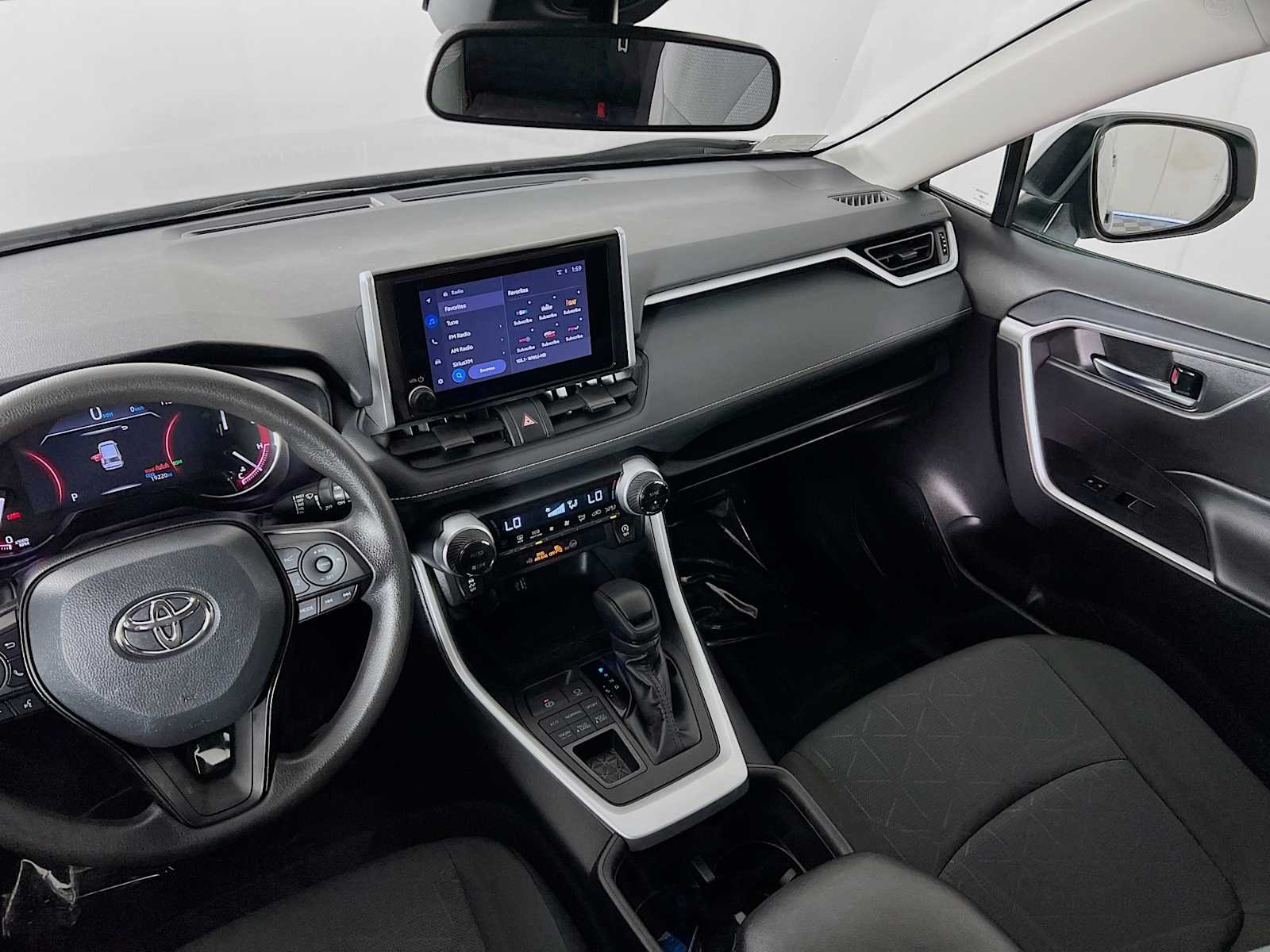 Used 2024 Silver Sky Metallic Toyota XLE image 23