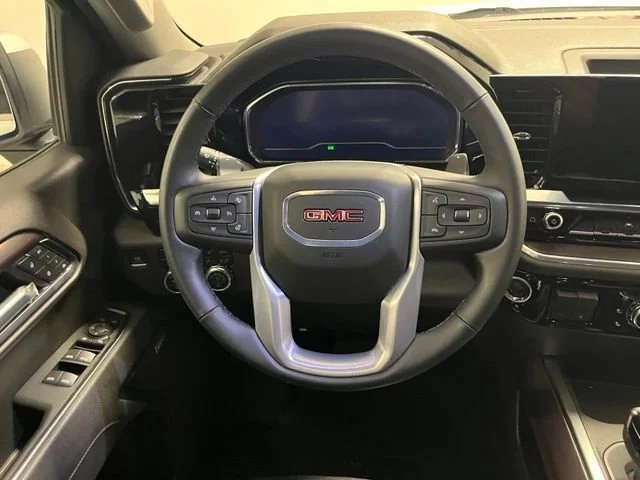 Used 2025 Summit White GMC SLT image 16