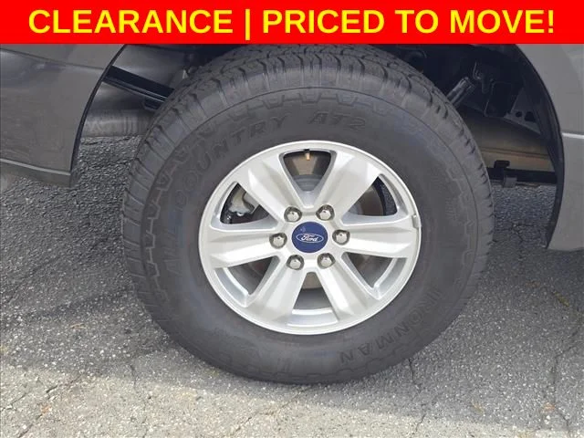 Used 2018 Gray Ford XLT image 32