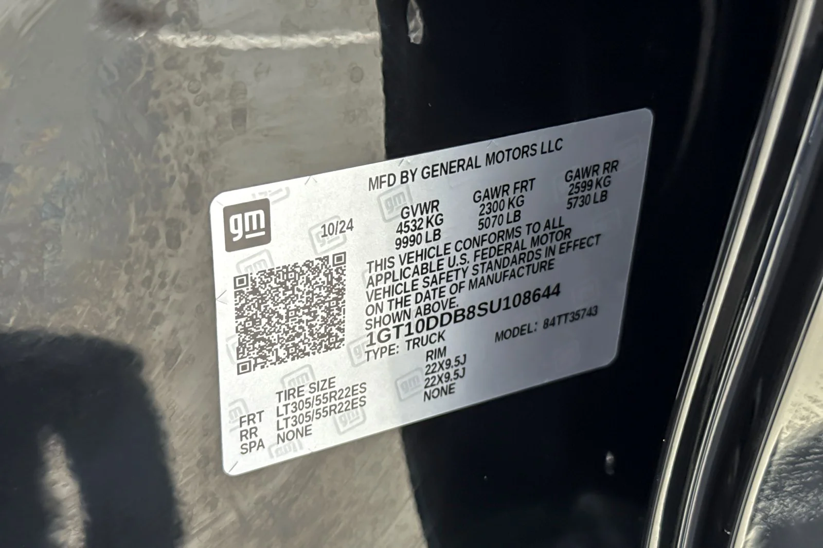 Used 2025 Void Black GMC 3X image 27