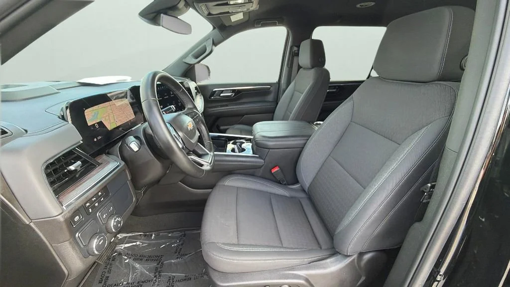Used 2025 Black Chevrolet LS image 17