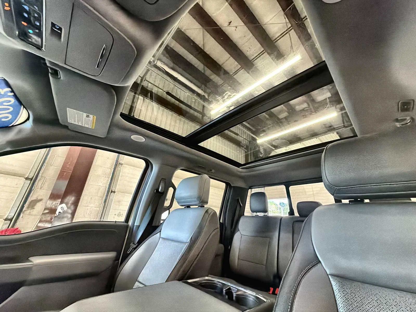 Used 2023 Oxford White Ford LARIAT image 16