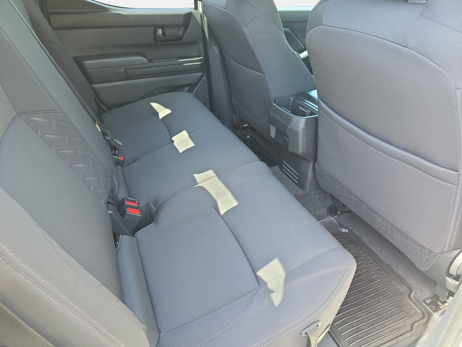 2025 Toyota Tacoma SR5 - Photo 11