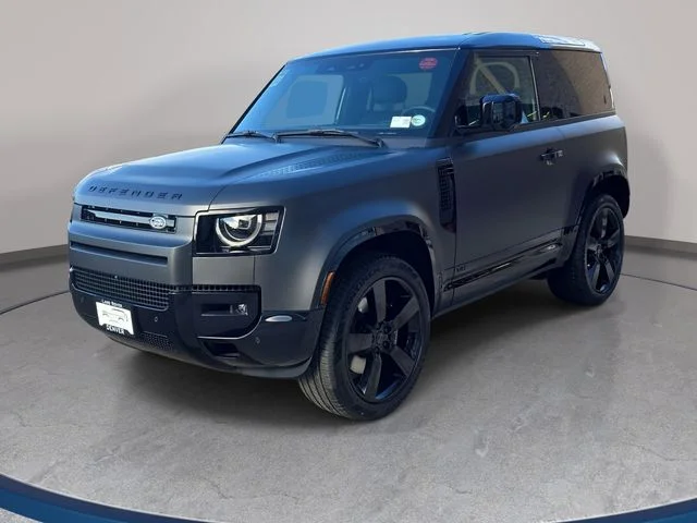 2026 Land Rover Defender 90 V8 P525's photo