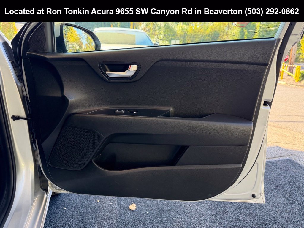 Used 2018 Silky Silver Kia S image 30
