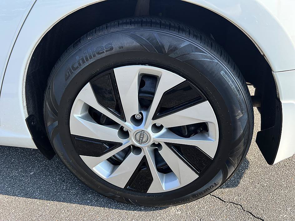 Certified Used 2024 Glacier White Nissan 2.5 S image 10