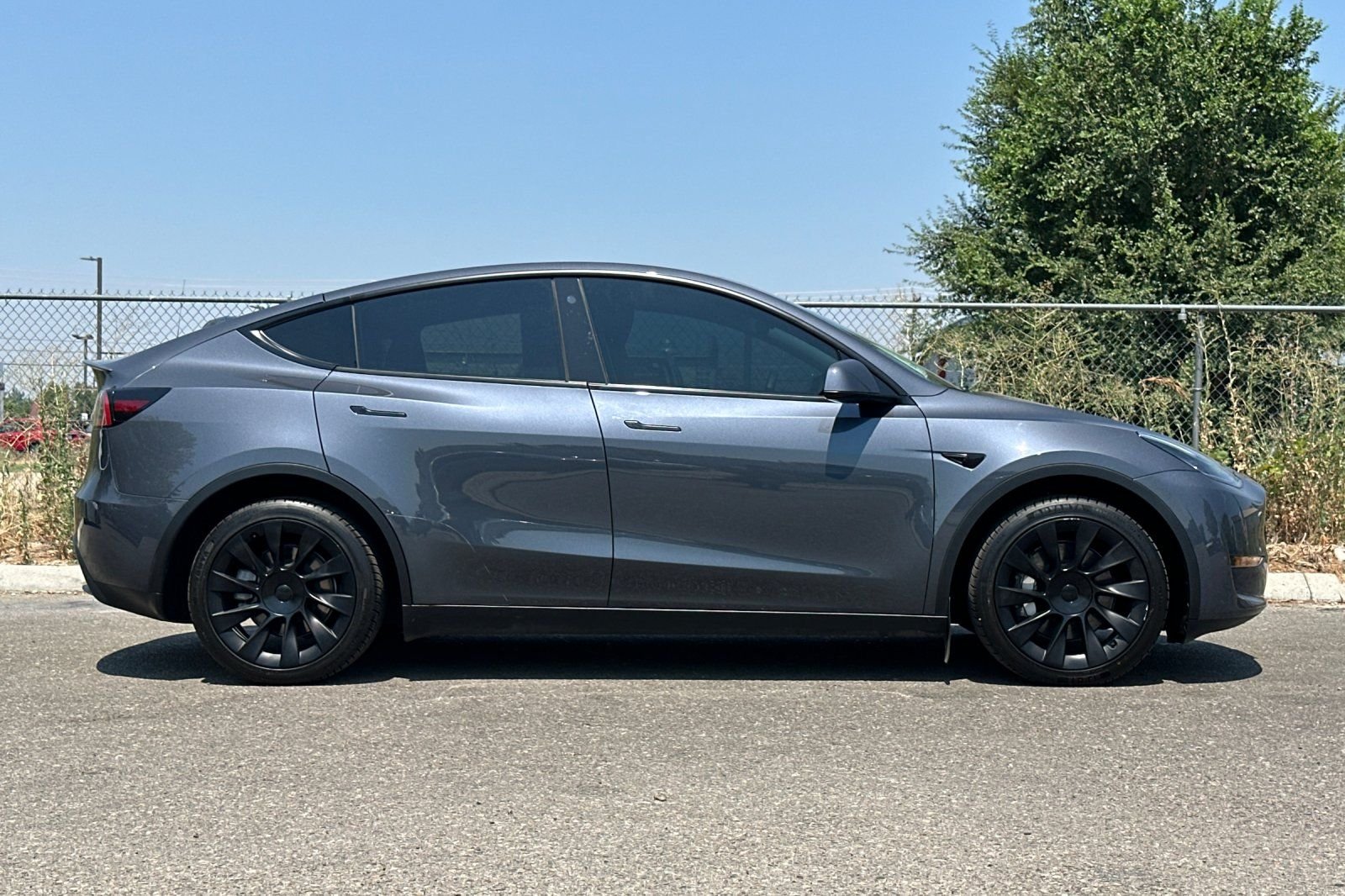 Used 2023 Black Tesla Long Range image 3