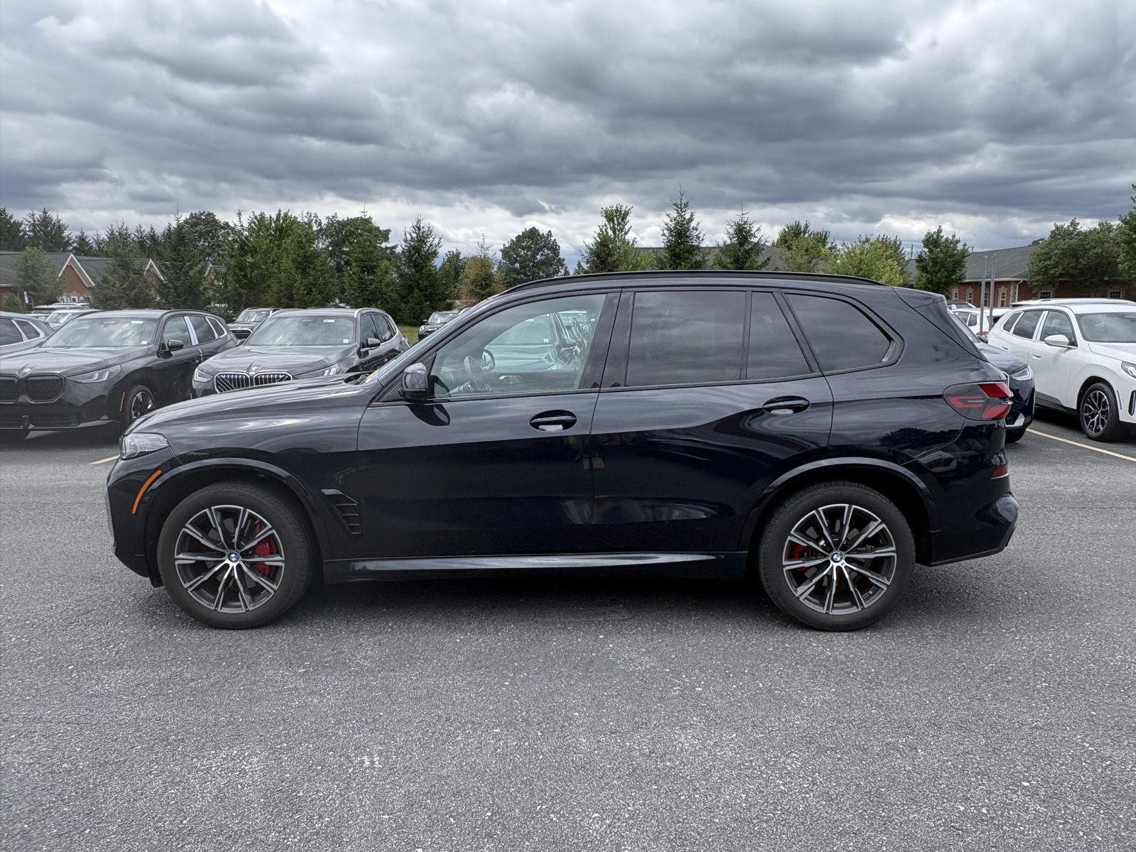 Used 2024 Carbon Black Metallic BMW xDrive40i image 6