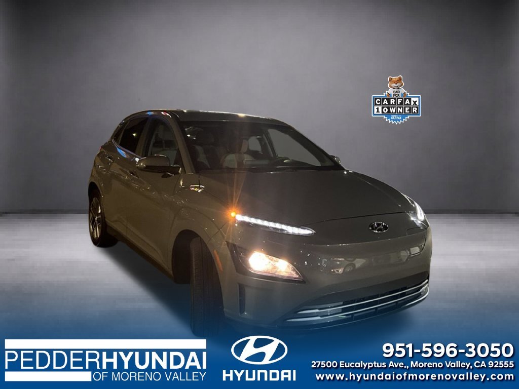 Certified Used 2023 Gray Hyundai SE image 1