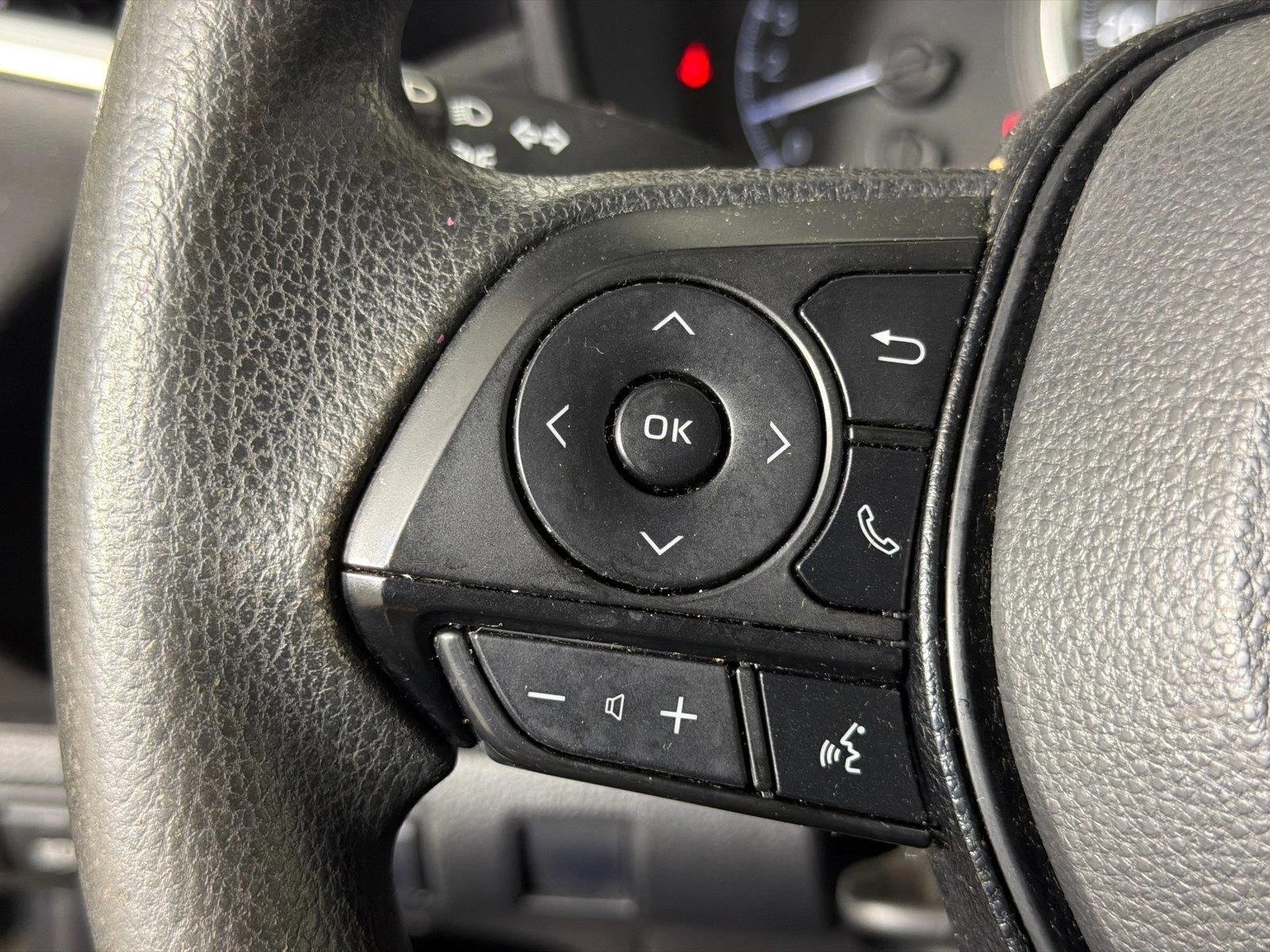 Used 2020 Black Sand Pearl Toyota LE image 24