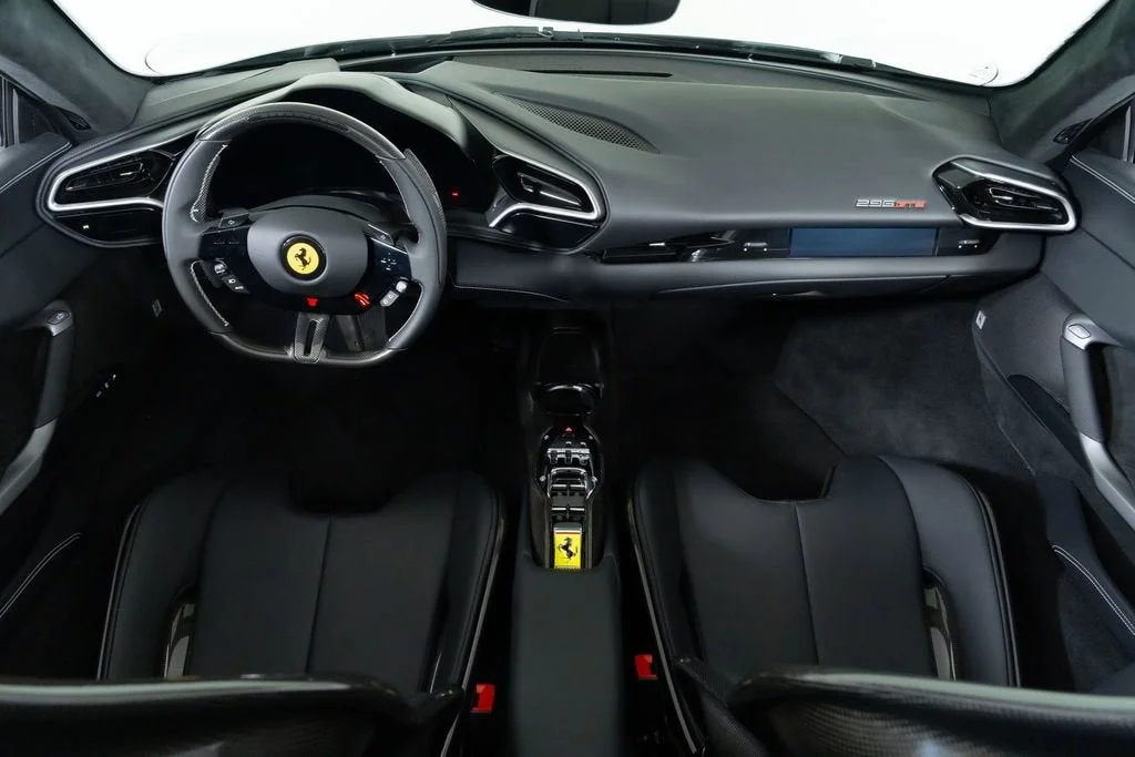 Used 2025 Bianco Cervino Ferrari Base image 28