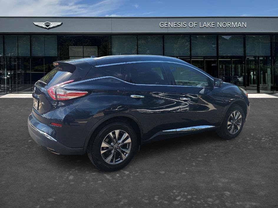 Used 2016 Arctic Blue Metallic Nissan SL image 5