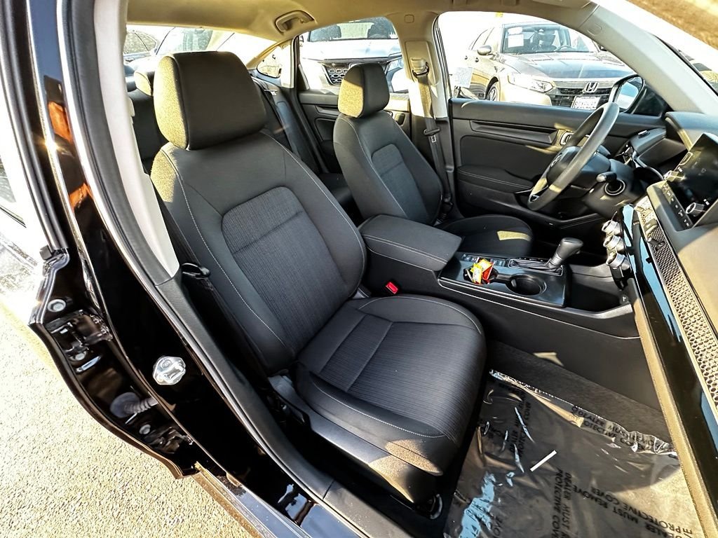 Used 2024  Honda LX image 14