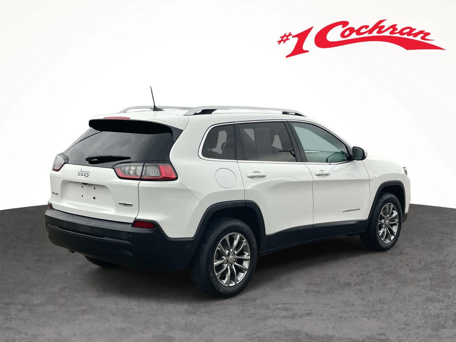 Used 2019 Bright White Clearcoat Jeep Latitude Plus image 7