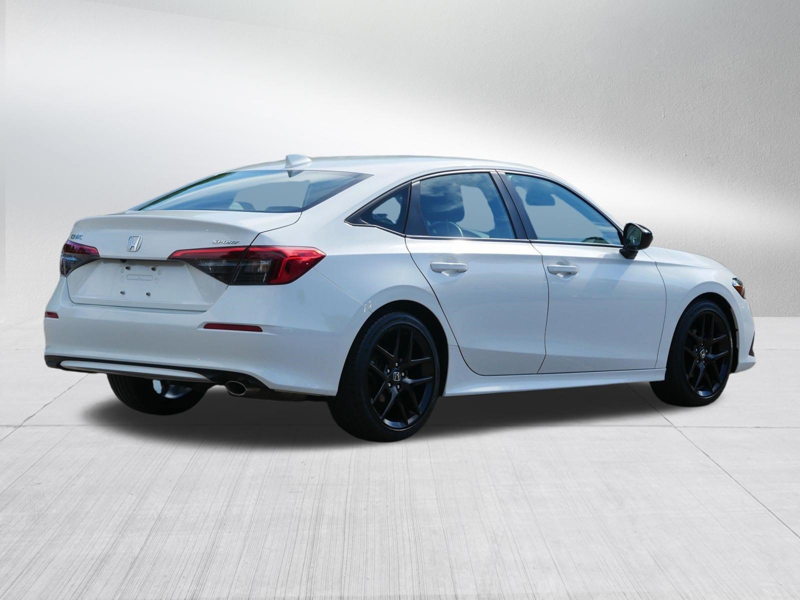Used 2024 Platinum White Pearl Honda Sport image 7