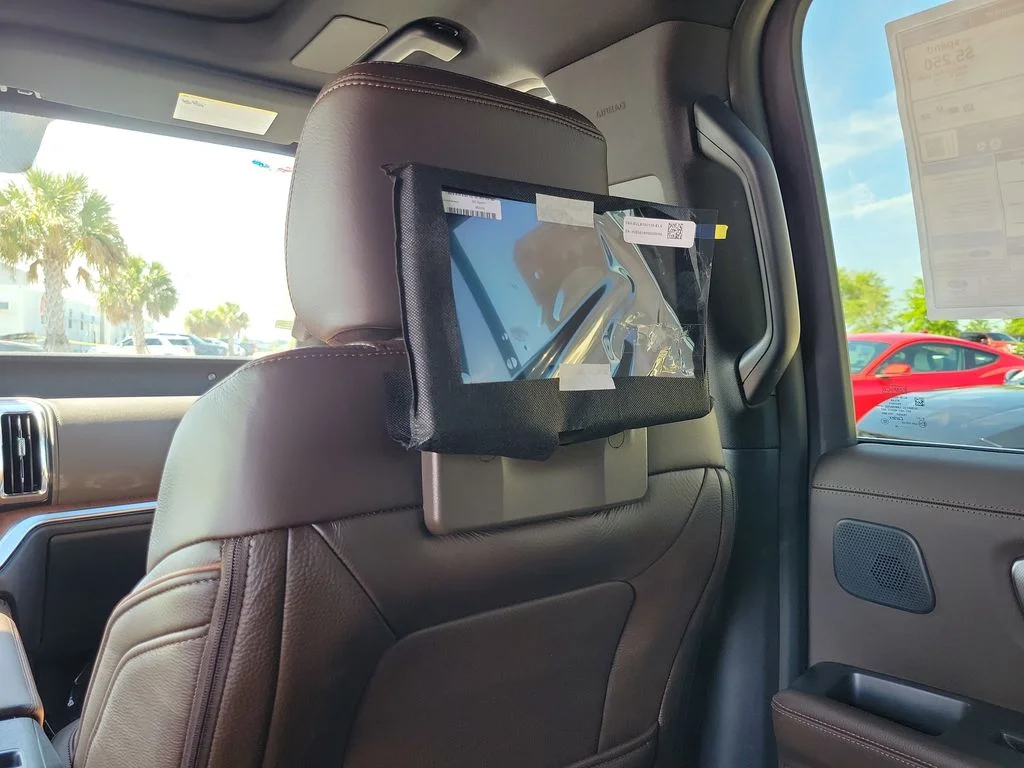 New 2026 Gray Ford King Ranch image 13