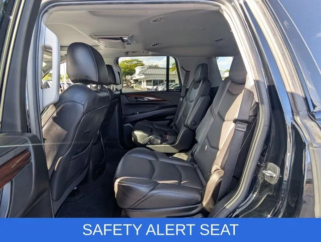 Used 2020 Black Cadillac Luxury image 11