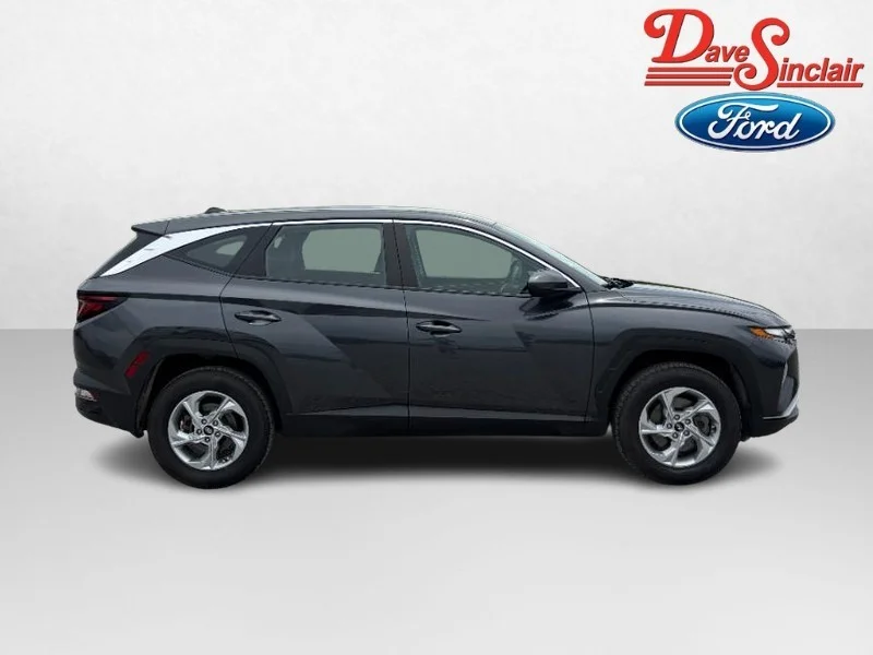 Used 2024 Gray Hyundai SE image 5