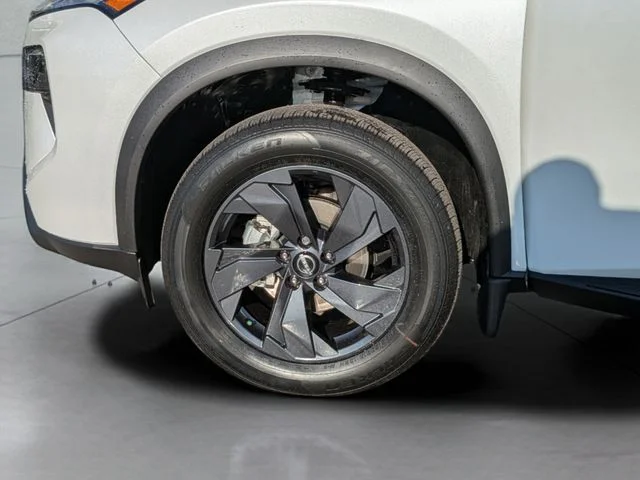 New 2026 Everest White Pearl TriCoat Nissan SV image 35