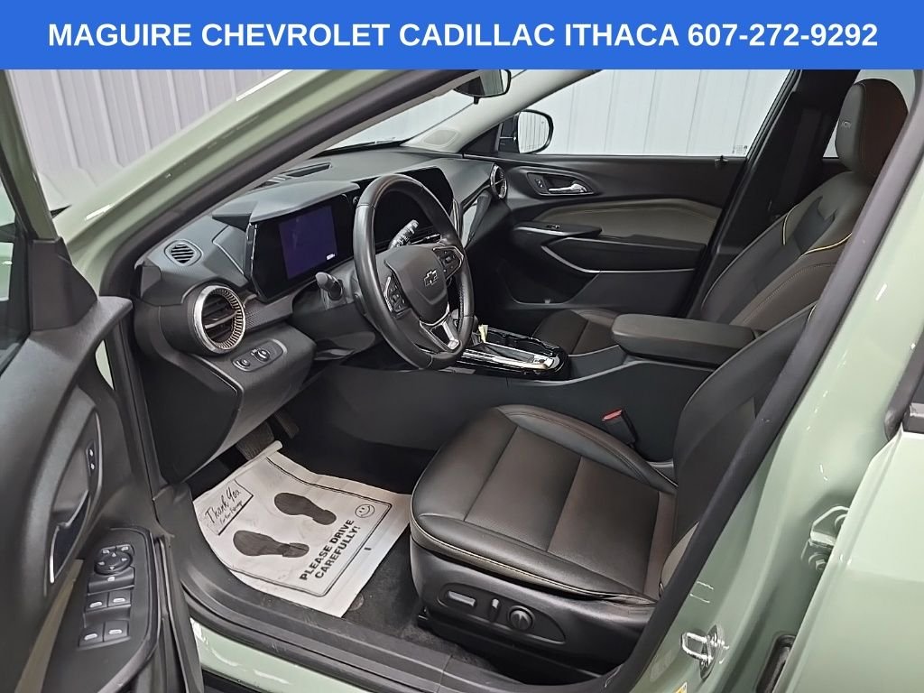 Used 2024 Green Chevrolet ACTIV image 28