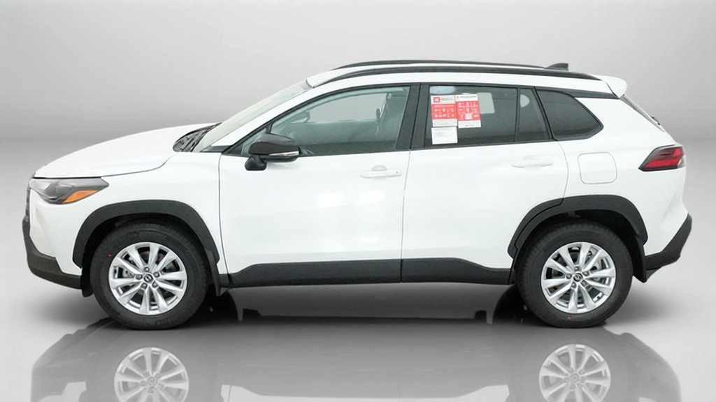 New 2026 Wind Chill Pearl Toyota LE image 2