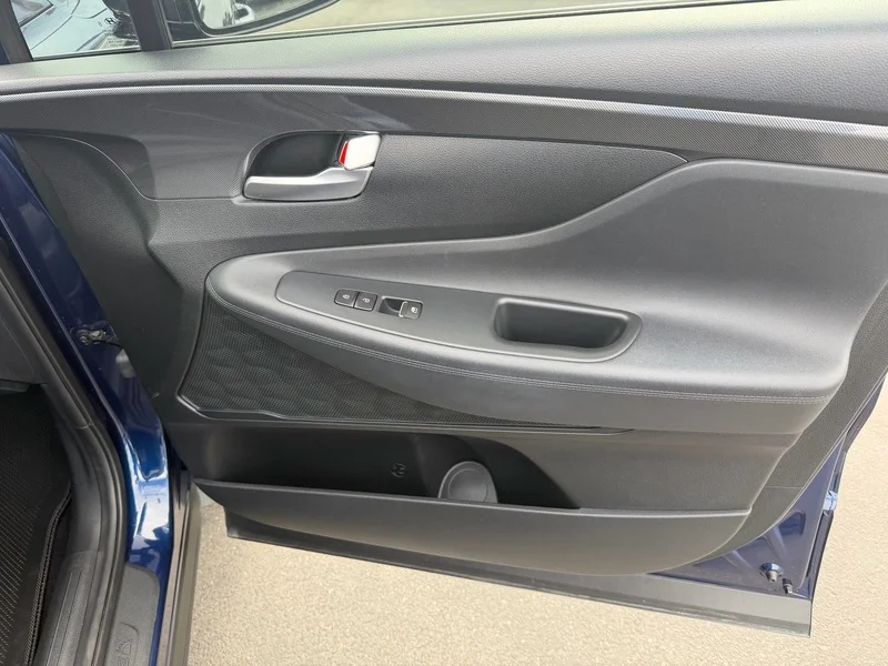 Used 2021 Stormy Sea Hyundai SEL image 24