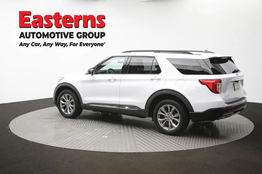 Used 2022 White Ford XLT image 66