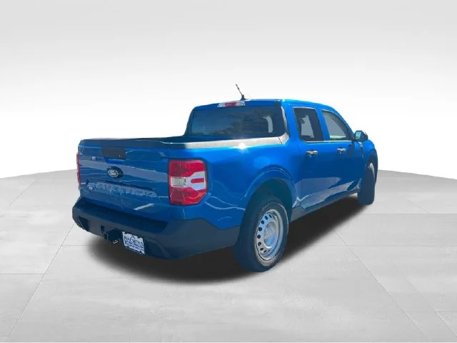 Used 2025 Blue Ford XL image 9