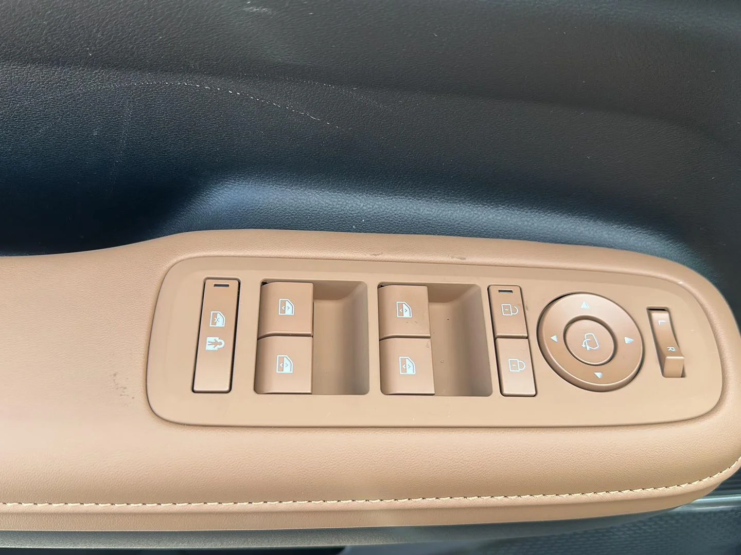 New 2026 Ecotronic Gray Hyundai Calligraphy image 10