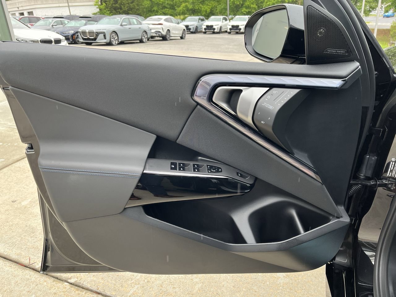 New 2026 Black Sapphire Metallic BMW 30 xDrive image 19