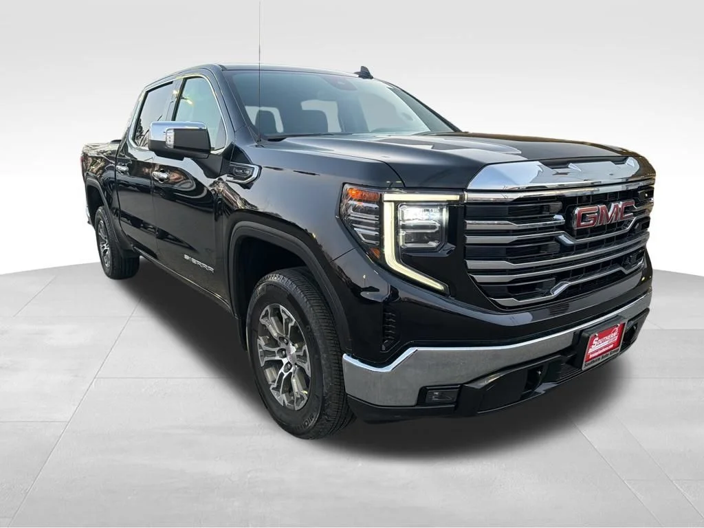 Used 2025 Black GMC SLT image 8