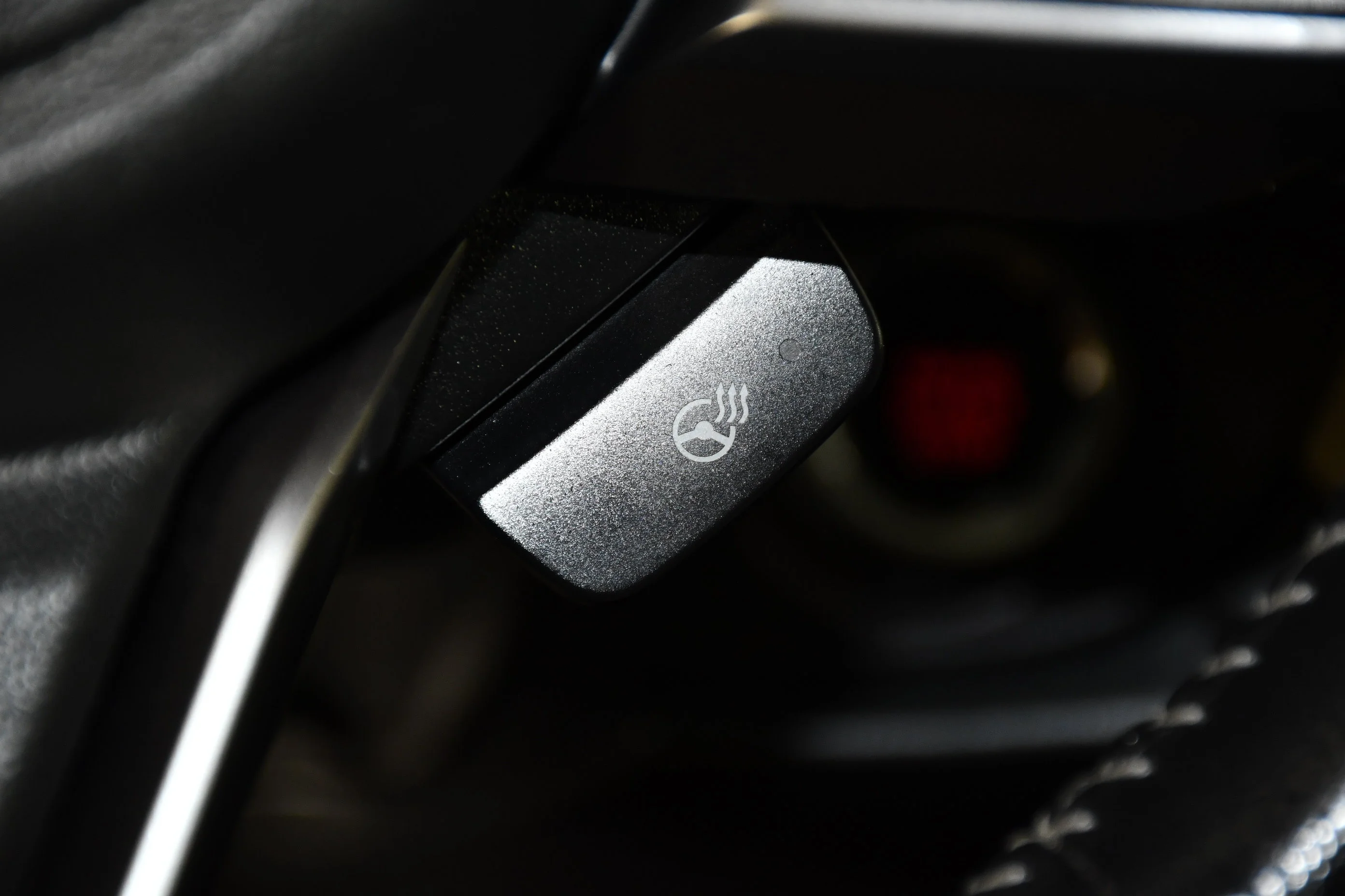 Used 2020 Tungsten Metallic Subaru Limited image 23