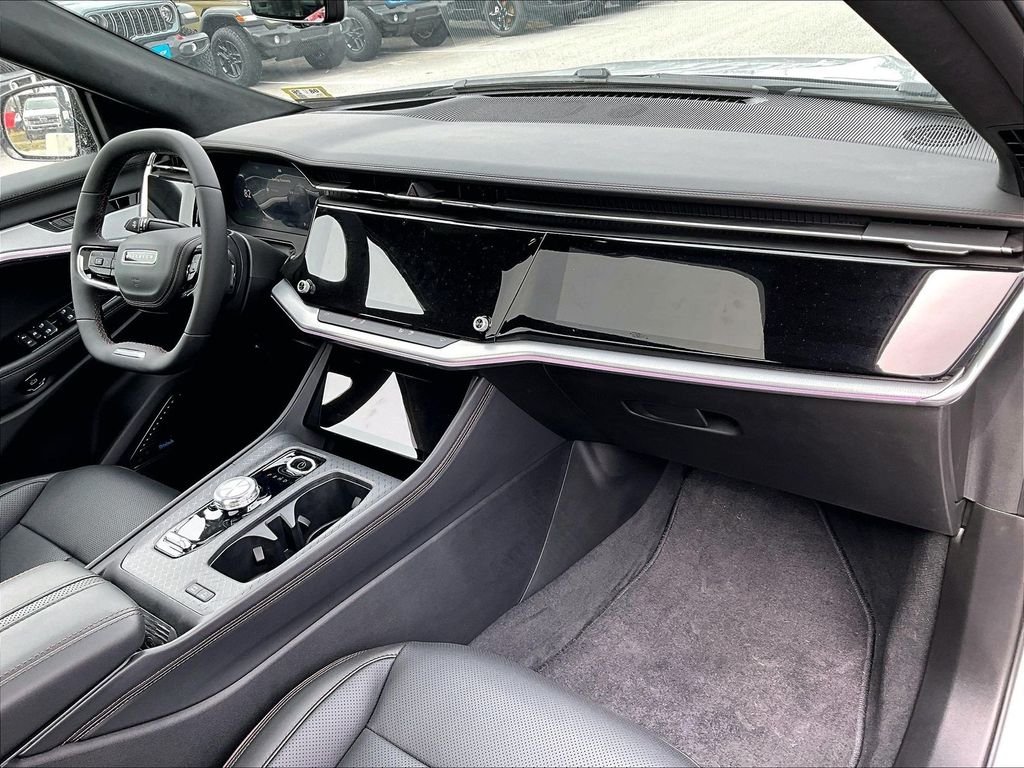 2025 Jeep Wagoneer S — photo 10