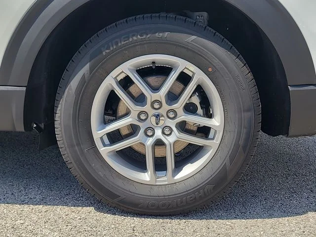 New 2026 White Metallic Ford Active image 8