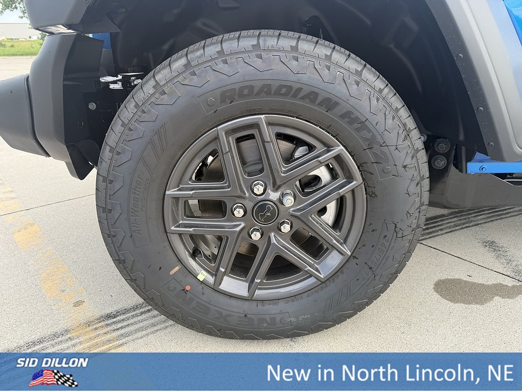 New 2026 Hydro Blue Pearl-Coat Exterior Paint Jeep Sport S image 5