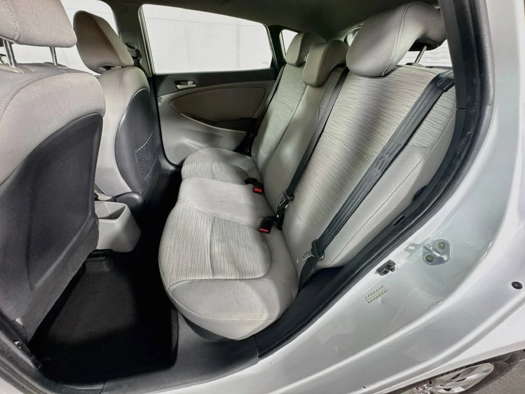 Used 2016 White Hyundai SE image 26