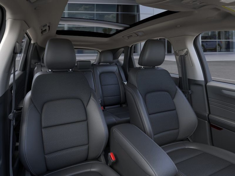Used 2025 Agate Black Metallic Ford Plug-in Hybrid image 11