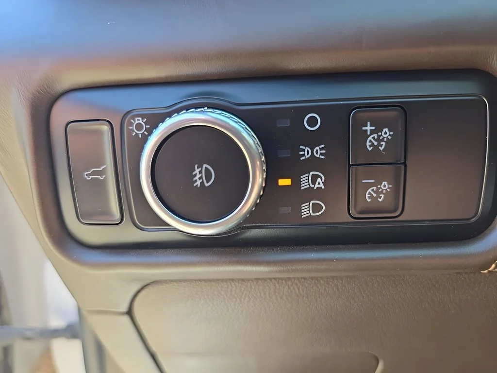 Used 2023 White Ford King Ranch image 14