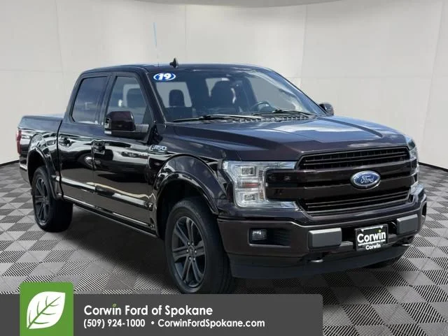 2019 Ford F-150 Lariat 4x4 SuperCrew 145 in's photo