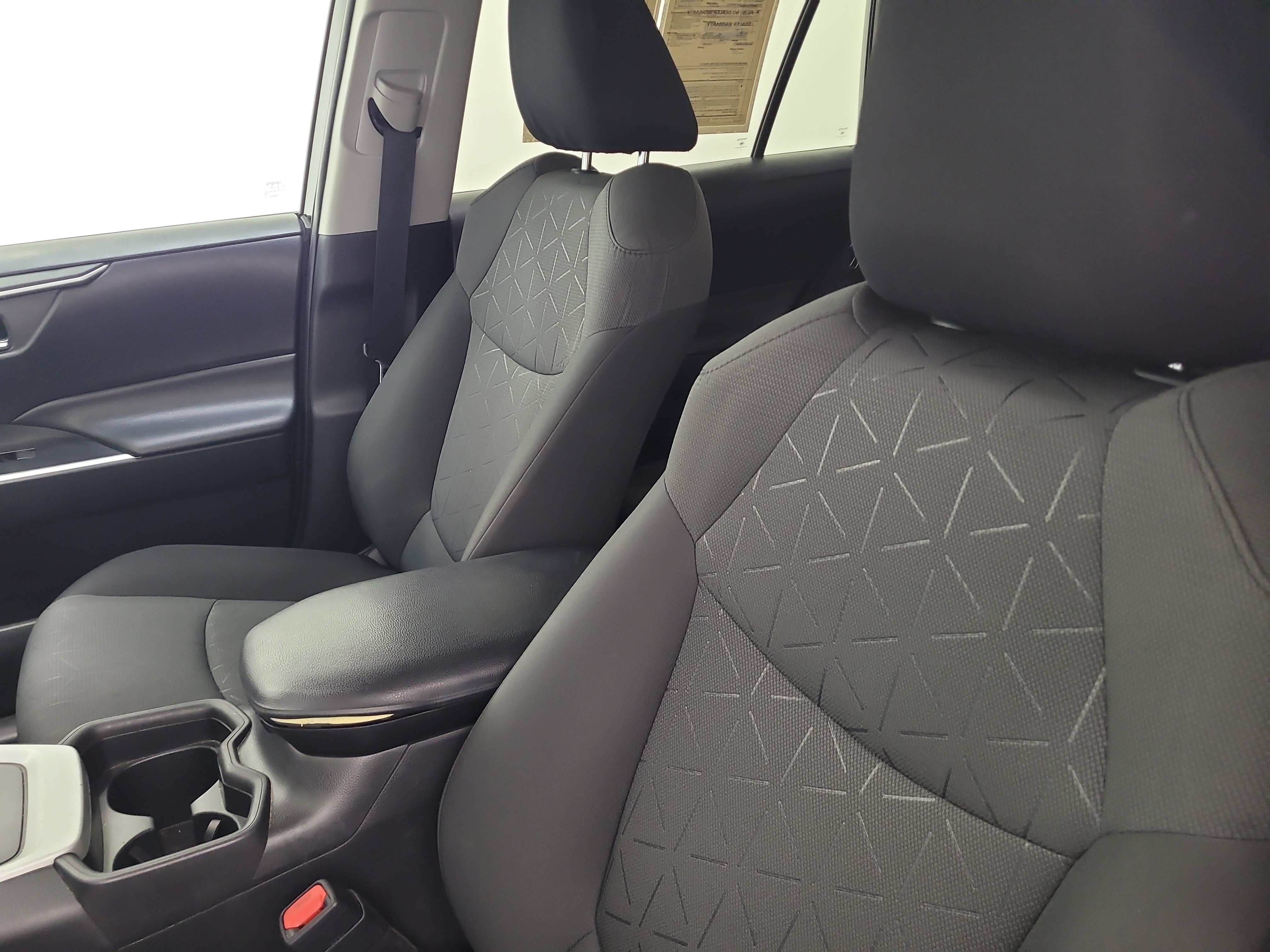 Used 2021 Black Toyota XLE image 21