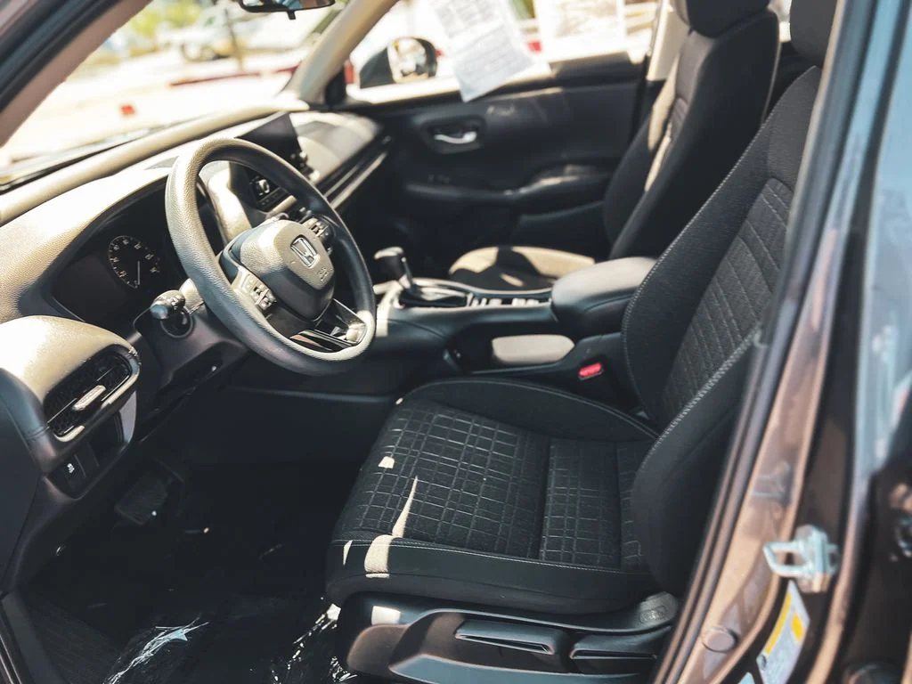 2025 Honda HR-V LX - Photo 16