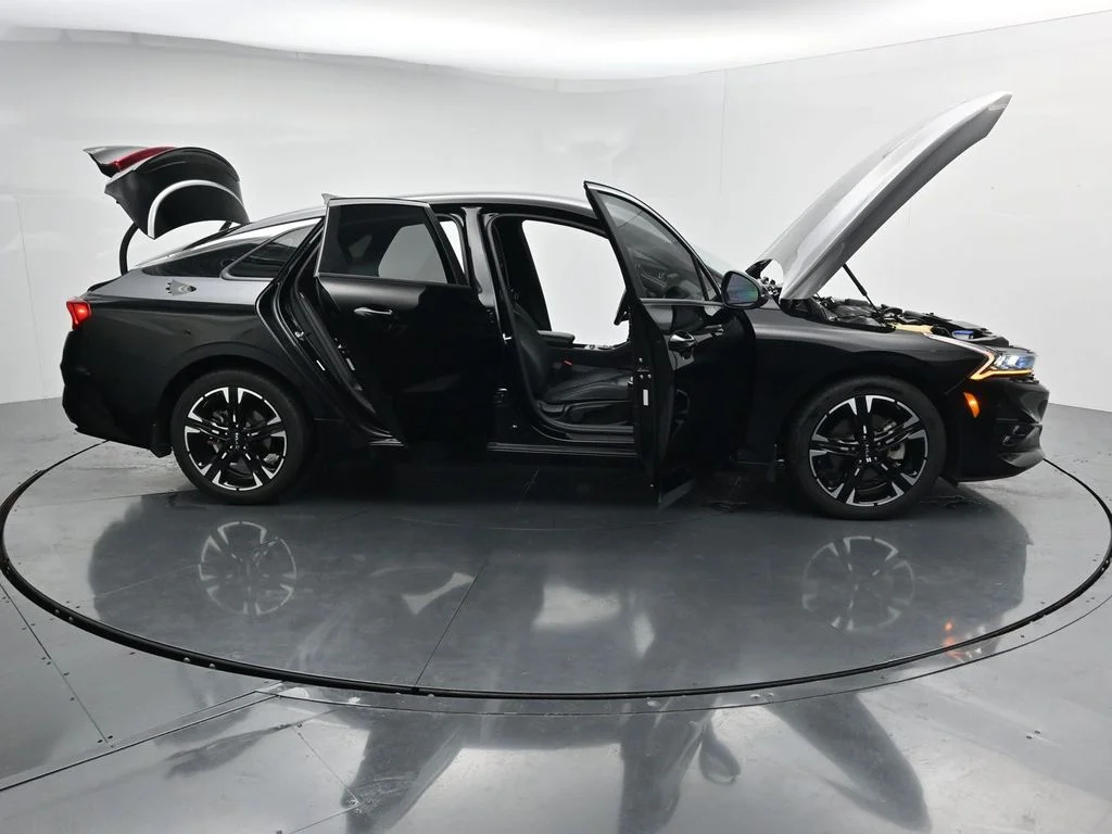 Used 2024 Black Kia GT-Line image 37